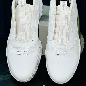 Adidas men’s sz 13